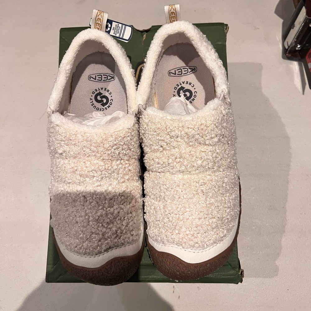 Keen Women's Howser 2 Casual Comfy Durable Slippers, Birch/Curry Size 9 - Picture 7 of 10